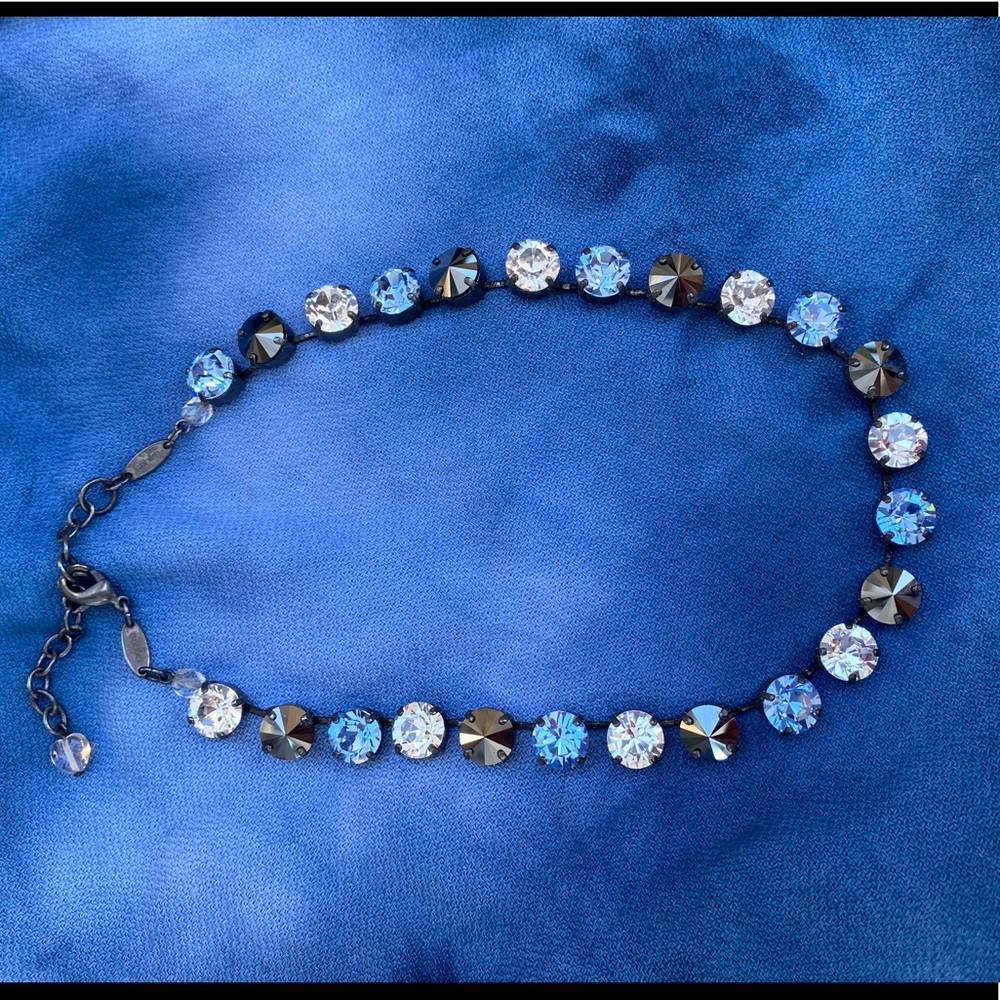 Sabika “closing night manhattan” necklace